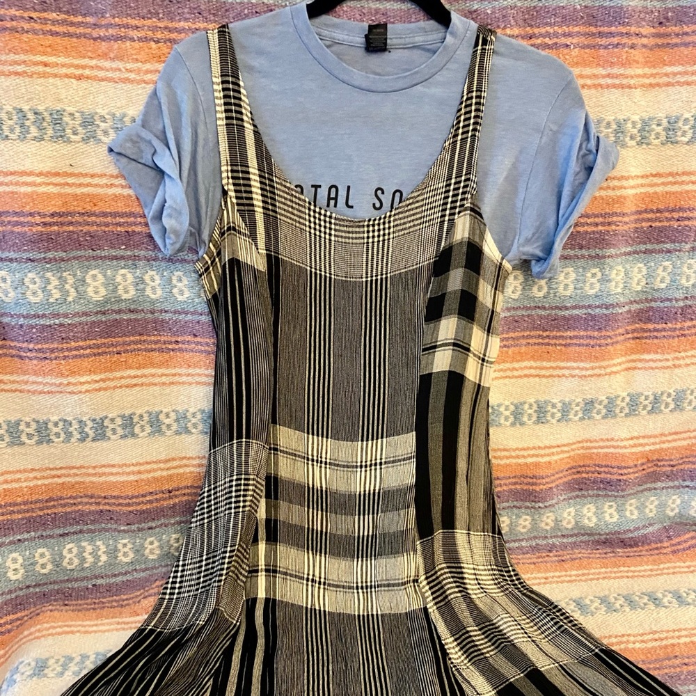 Cameo and Co. Black and White Plaid 90’s Dress